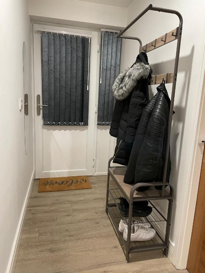 Luxurious 2 Bed Apartment In Heart Of Burnley With Private Parking Bagian luar foto